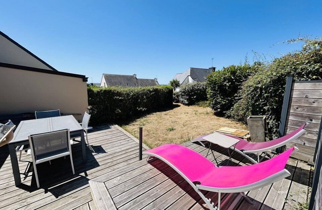 3-room maisonette for 4 people with shared outdoor swimming pool