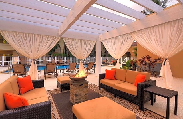 3-Star Hotel ∙ Courtyard by Marriott Fort Lauderdale North/Cypress Creek