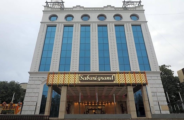 3-Star Hotel ∙ Quality Inn Sabari
