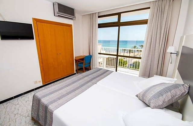 3-Star Hotel ∙ Hotel Amic Miraflores