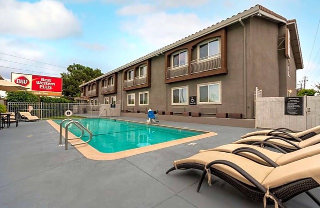 3-Star Hotel ∙ Best Western Plus Brookside Inn