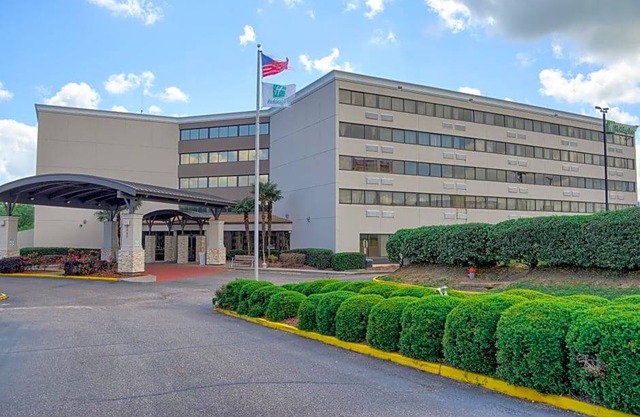 3-Star Hotel ∙ Holiday Inn Mobile West I-10, an IHG Hotel