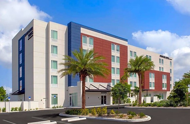 3-Star Hotel ∙ SpringHill Suites by Marriott Punta Gorda Harborside