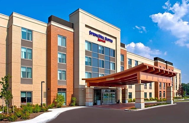 3-Star Hotel ∙ SpringHill Suites by Marriott Syracuse Carrier Circle