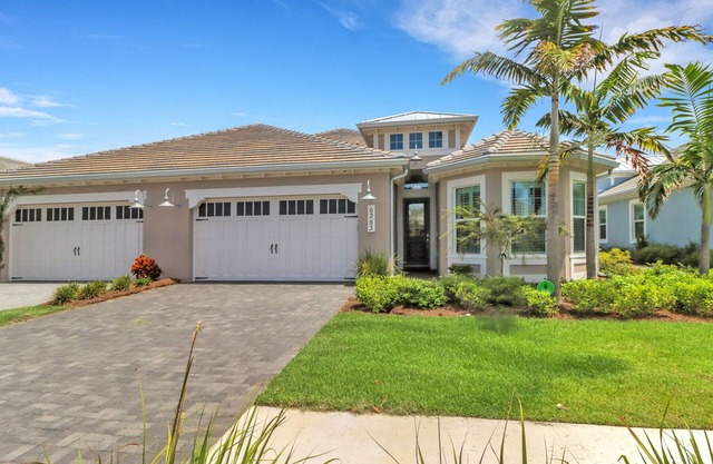 30-day minimum lease | Isles of Collier | 2 bedrooms | den | 2 bathrooms