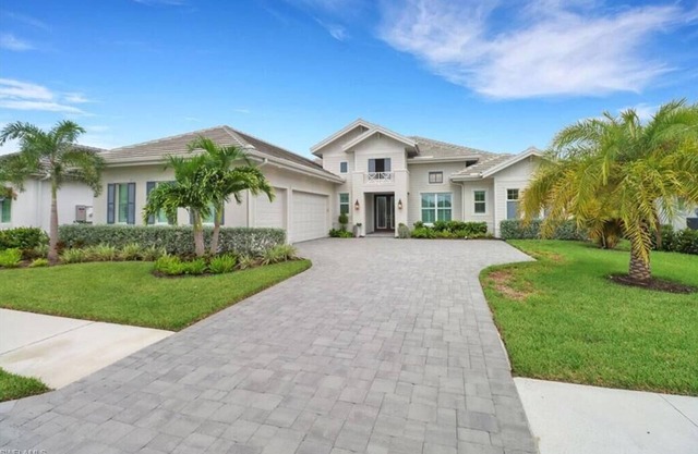 30-day minimum lease | Naples Reserve | 2 bedrooms | 2 office spaces with pull-out couches | 3 bathrooms