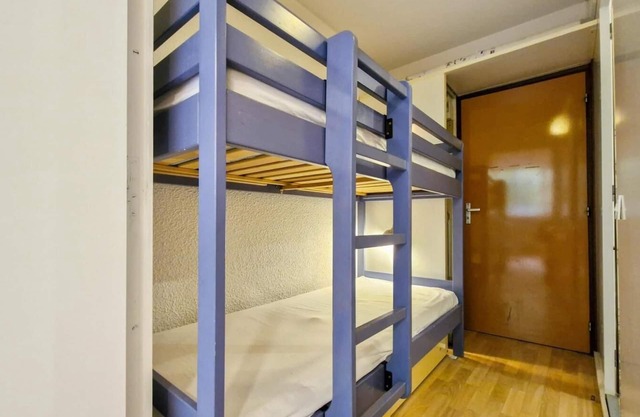 300m from resort center, 3rd floor, tv, ski locker, 25m², Flaine