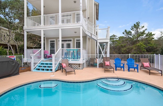 30A 5 Minute Walk to Beach/Private Heated Pool/View/Family Vacation