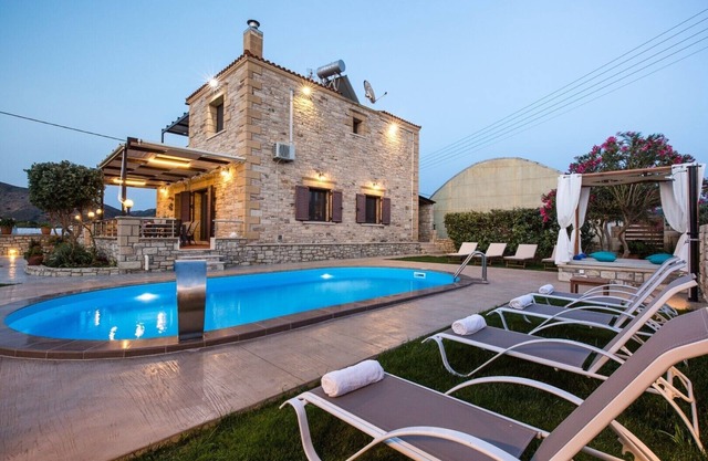 30mt to the Beach★Stone villa★Sea View ★Private Pool