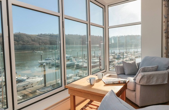 33 DART MARINA in Dartmouth