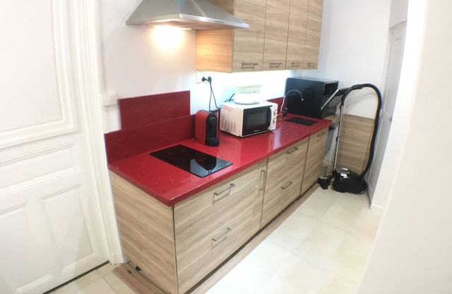 33 m² Clim Easy Access & Parking