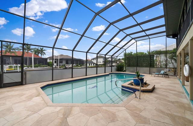332 Flamingo Waters |Vanderbilt Beach|Heated Pool