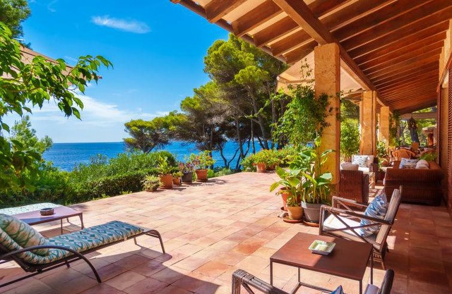 360 m² House ∙ 5 bedrooms ∙ 10 guests