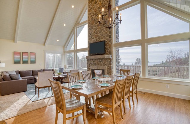 372 m² House ∙ 6 bedrooms ∙ 14 guests