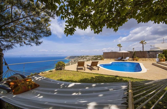 375 m² Villa ∙ 4 bedrooms ∙ 8 guests