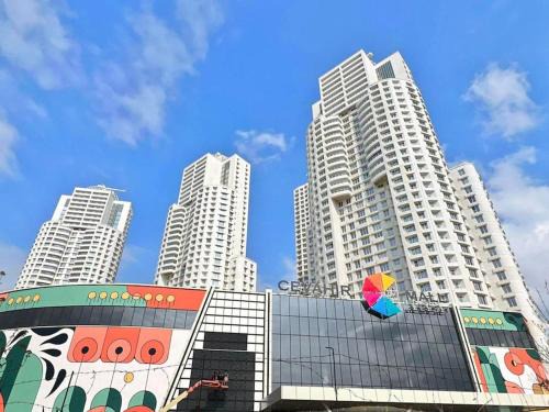 37th Floor - SkyView Oasis - A