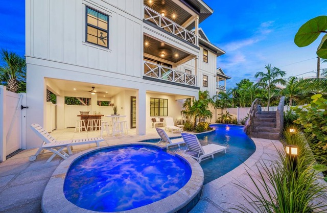 390 m² House ∙ 5 bedrooms ∙ 14 guests