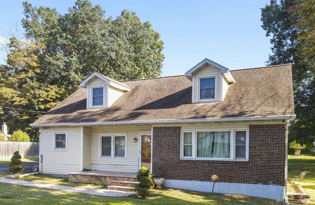 3Bedroom 3Bathroom Pocono Beauty In the heart of the Poconos.