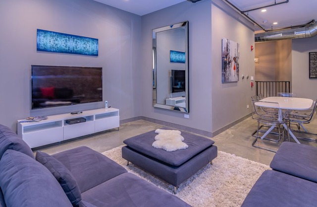 3BR Duplex Loft at the Center of It All Downtown