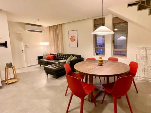 3BR Gem in Nachlaot