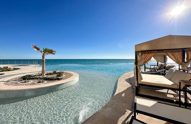 3BR Ground Floor Condo at Las Palomas