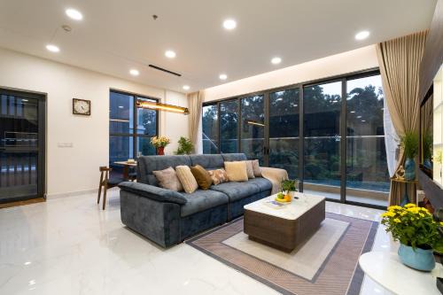 3BR - Spacious Apt in Green Park with Resort Style Pool