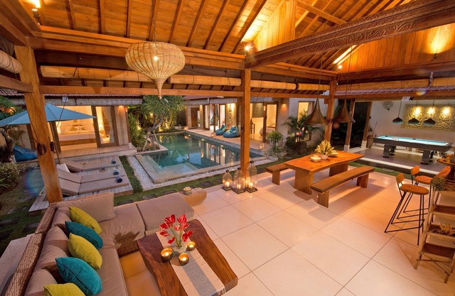 3BR Villa Near Finns Beach Club! - W/Swimming Pool!
