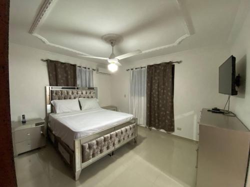 3DR Inviting 3-Bedroom Apt in Santo Domingo