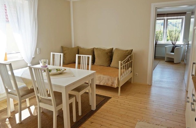 4-bed apartment Student Askl. Klinik10 Nights - Ferienwohnungen Scheib