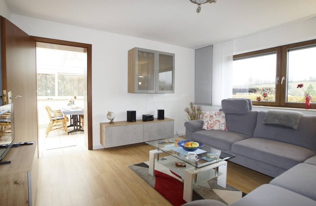 4-bed apartment, shower/toilet, 2 bedrooms - Eifel apartment Gisela