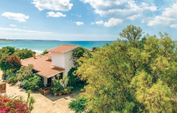 4 bedroom accommodation in Menfi AG