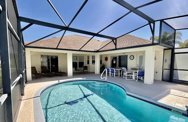 4 Bedroom / 3 baths / Tuscan Ridge (307 TR)
