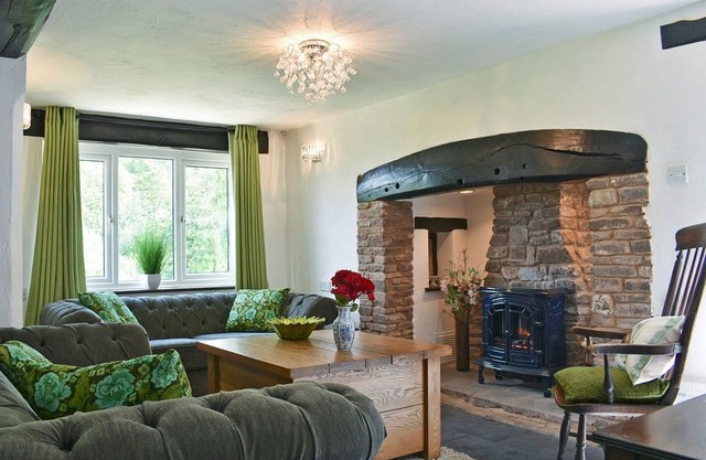4 bedroom accommodation in Whitchurch, near Monmouth