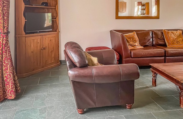 4 bedroom accommodation in Hainford, near Norwich