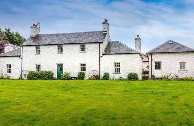 4 bedroom accommodation in Dunbeg, near Oban