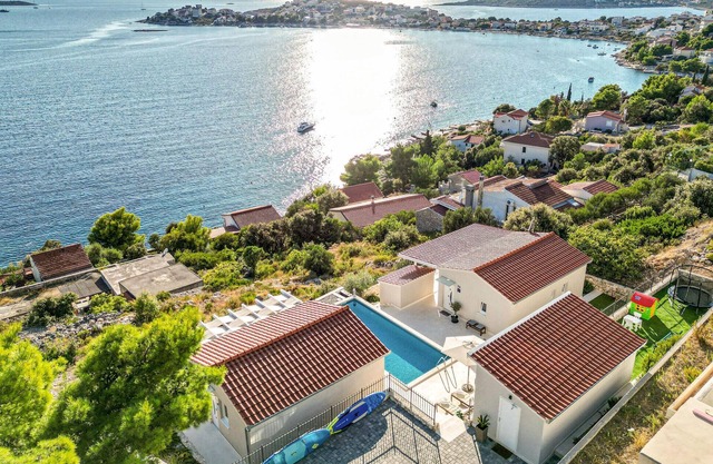 4 bedroom beautiful home in Sevid