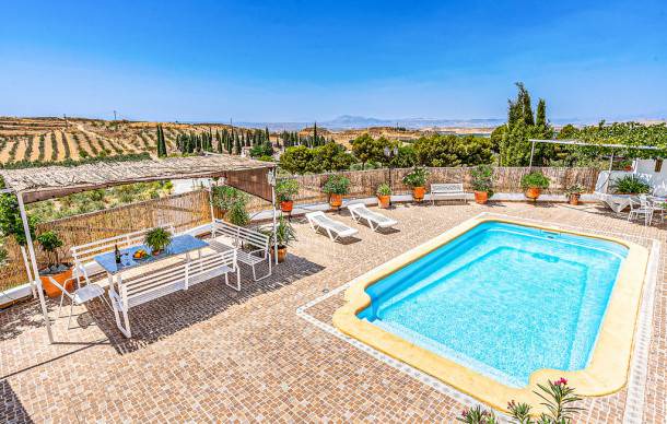 4 bedroom accommodation in Cuevas del Campo