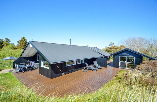 4 bedroom pet friendly home in Rømø