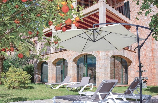 4 bedroom stunning home in Fornalutx