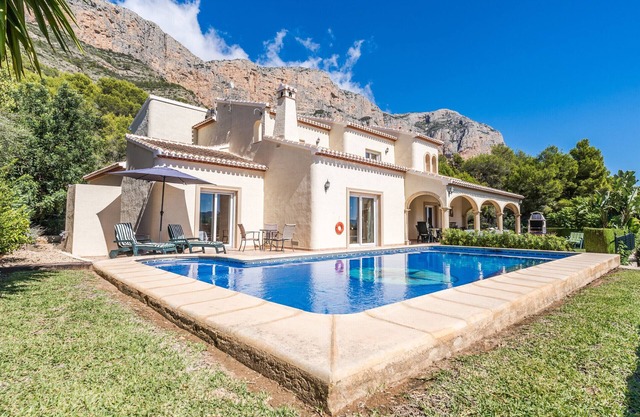 4 Bedroom Villa with Spectacular Views