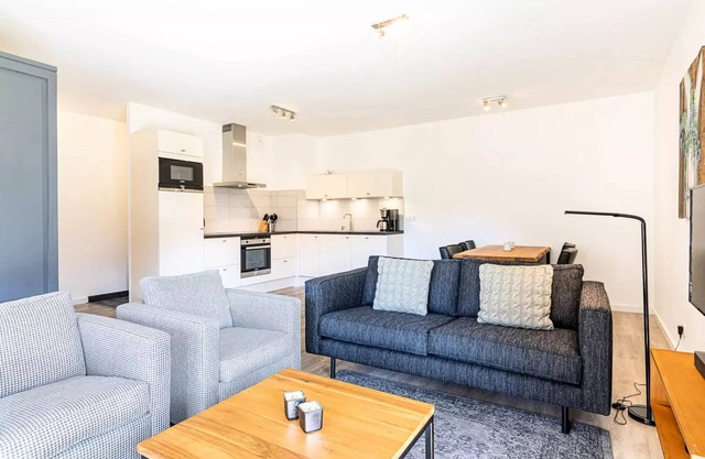 4-person apartment