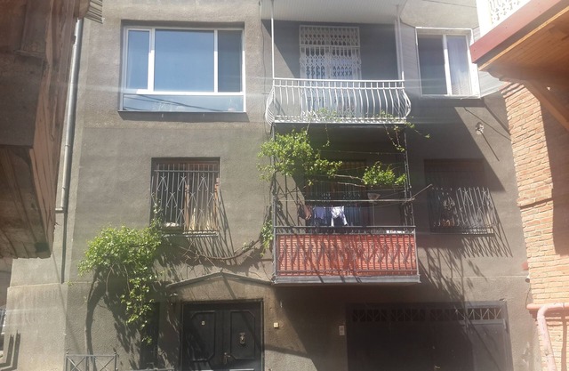 4 rooms apt in the heart of old town