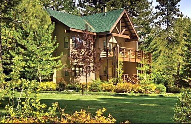 4-Star Hotel ∙ Hyatt Regency Lake Tahoe Resort, Spa & Casino