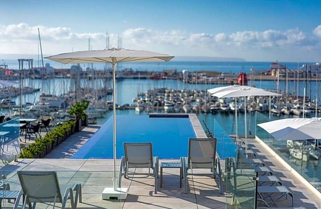 4-Star Hotel ∙ Hotel Mirador