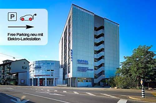 4-Star Hotel ∙ Hotel Ambassador