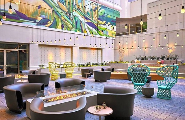 4-Star Hotel ∙ The Clancy, Autograph Collection