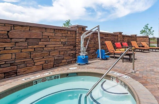 4-Star Hotel ∙ Denver Marriott Westminster
