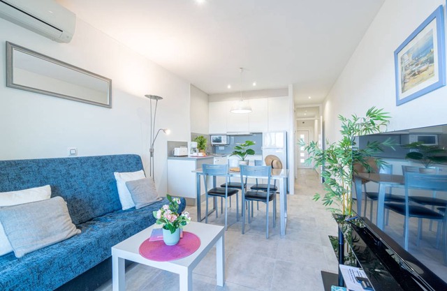 Apartamento Enfrente La Playa Con 