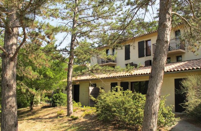 40 m² Resort ∙ 2 bedrooms ∙ 4 guests