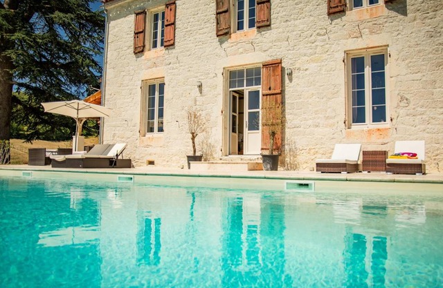 400 m² Villa ∙ 4 bedrooms ∙ 8 guests